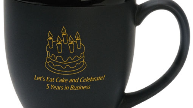 10 Unforgettable Corporate Anniversary Gifts and Work Anniversary Ideas