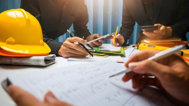 The Essential Guide to Contractor Insurance: Protecting Your Business and Yourself